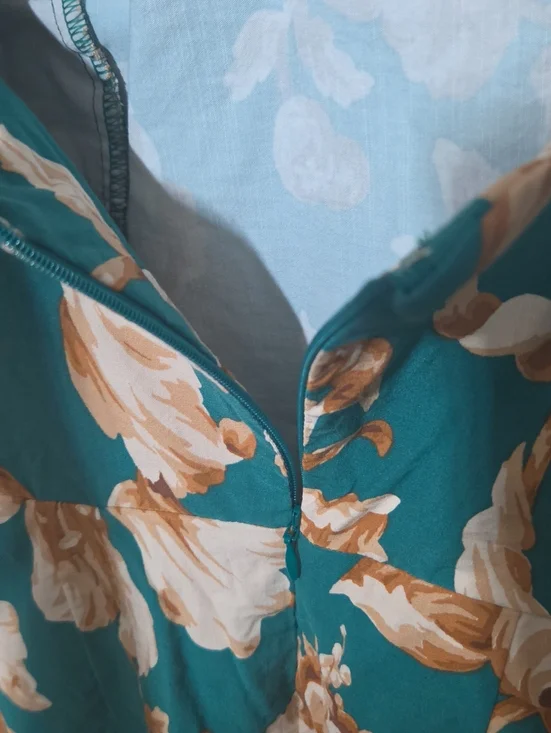 Maeve By Anthropologie Mock-Neck Shift Mini Dress  Size 4 EUC - Picture 9 of 9